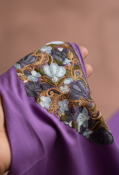 Kashmiri Wool Aari Embroidered Pheran - Lilac (Free Size)